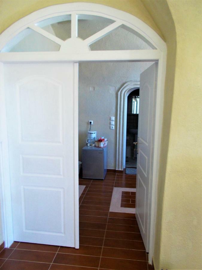 Loukas Kontos Traditional House Emporio  Exterior photo