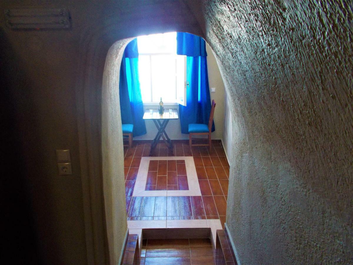 Loukas Kontos Traditional House Emporio  Exterior photo